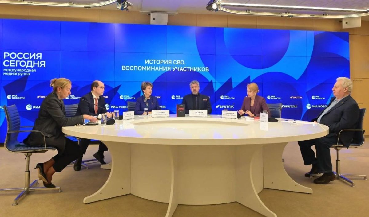 Екатерина Алтабаева: Сегодня на площадке международной медиагруппы «Россия сегодня» приняла участие в презентации книги «История СВО. Воспоминания участников», подготовленной Центром истории СВО