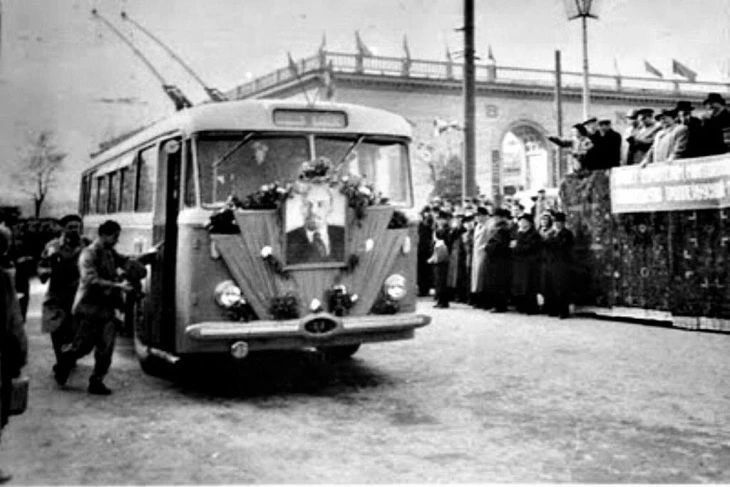 67 лет назад в Симферополе открылось регулярное троллейбусное движение