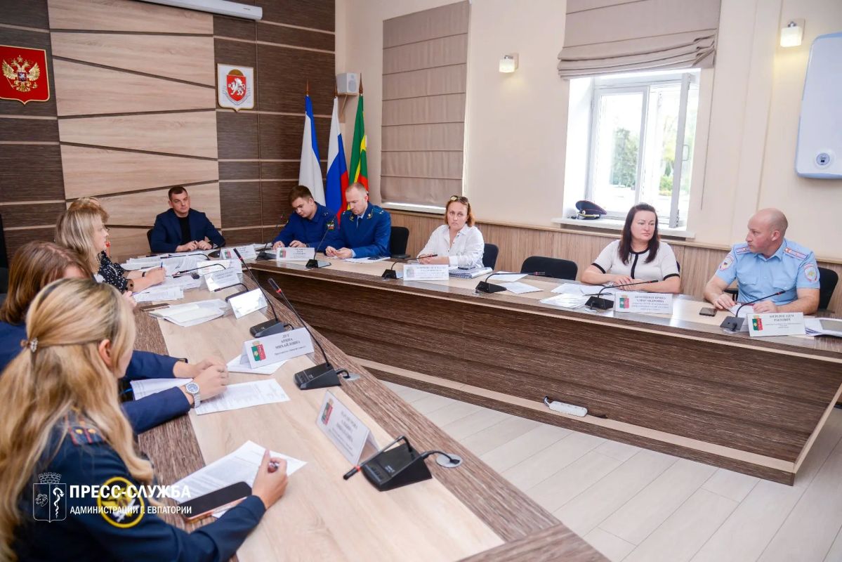 В Евпатории рассмотрели более 25 административных дел в отношении несовершеннолетних и их родителей В Евпатории рассмотрели более 25 административных дел в отношении несовершеннолетних и их родителей