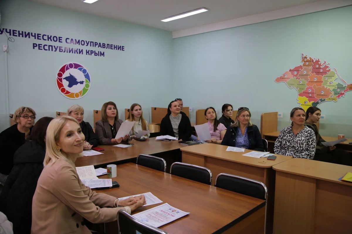 Во Дворце детского и юношеского творчества состоялся республиканский семинар-практикум «Новые возможности профессионального роста педагогов дополнительного образования» Во Дворце детского и юношеского творчества состоялся республиканский семинар-практикум «Новые возможности профессионального роста педагогов дополнительного образования»