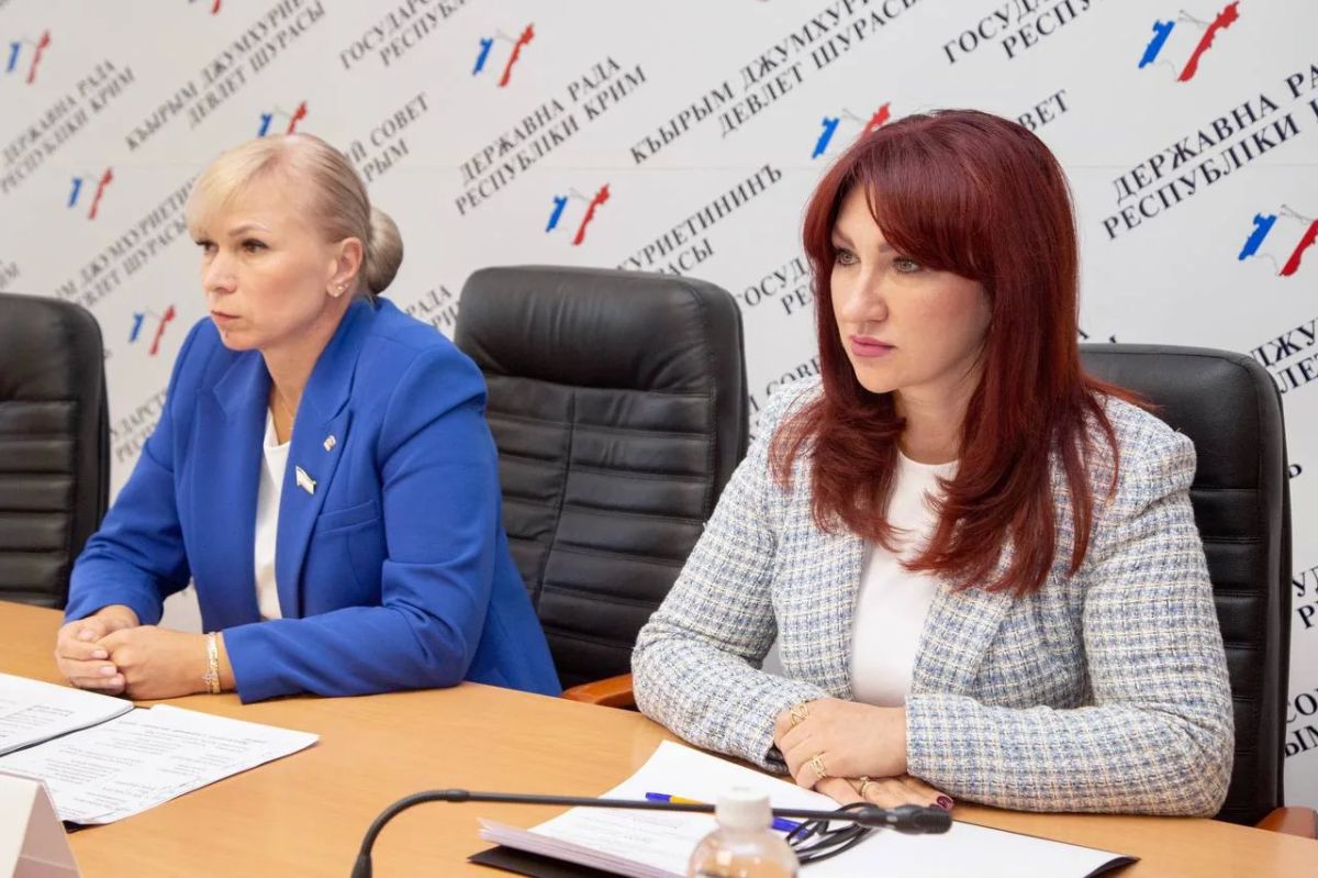 Комитет ГС РК по образованию и науке рассмотрел вопрос о включении в повестку дня XLV Конференции Южно-Российской Парламентской Ассоциации законодательной инициативы о предоставлении детям педагогических работников... Комитет ГС РК по образованию и науке рассмотрел вопрос о включении в повестку дня XLV Конференции Южно-Российской Парламентской Ассоциации законодательной инициативы о предоставлении детям педагогических работников...