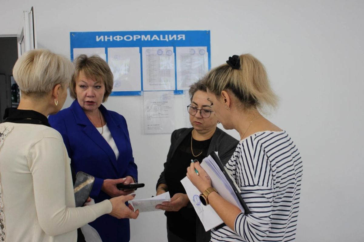 В школах Керчи продолжаются проверки организации питания