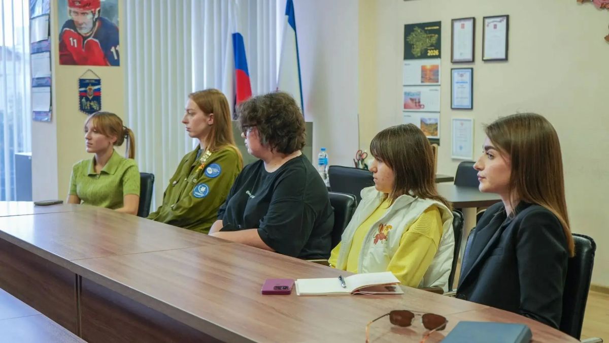 Алексей Зинченко: Открытый разговор с молодёжными лидерами и НКО Алексей Зинченко: Открытый разговор с молодёжными лидерами и НКО