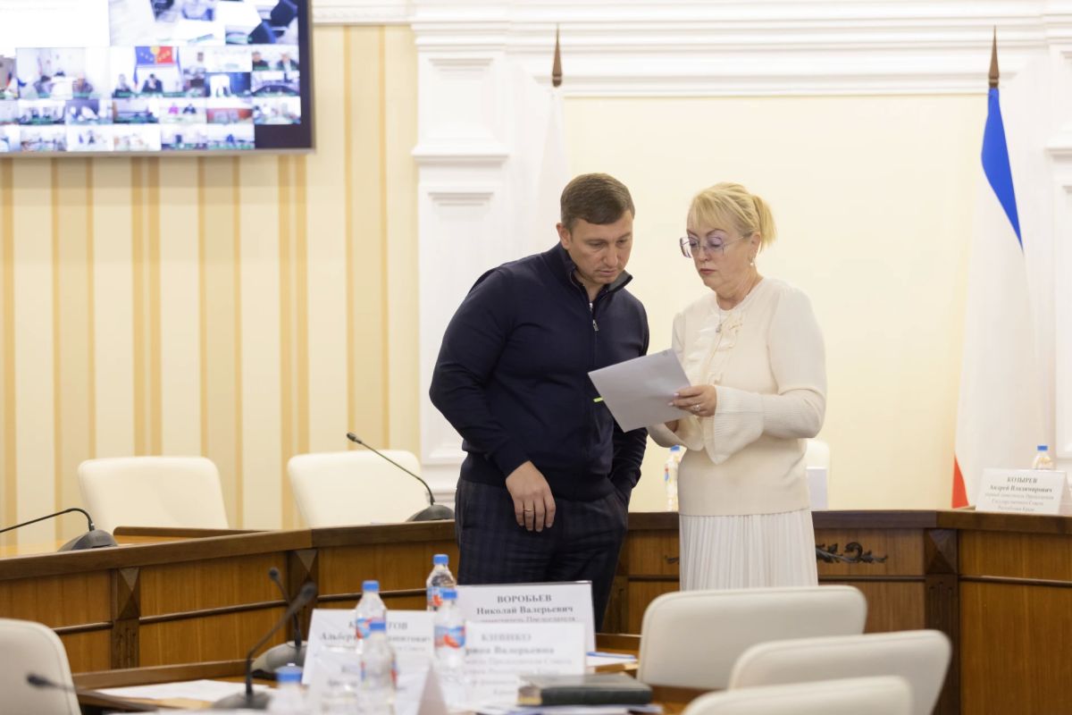 Сергей Аксёнов: Как уже говорил неоднократно, органы власти всех уровней, прежде всего, администрации муниципалитетов, должны повысить качество и эффективность обратной связи с населением Сергей Аксёнов: Как уже говорил неоднократно, органы власти всех уровней, прежде всего, администрации муниципалитетов, должны повысить качество и эффективность обратной связи с населением