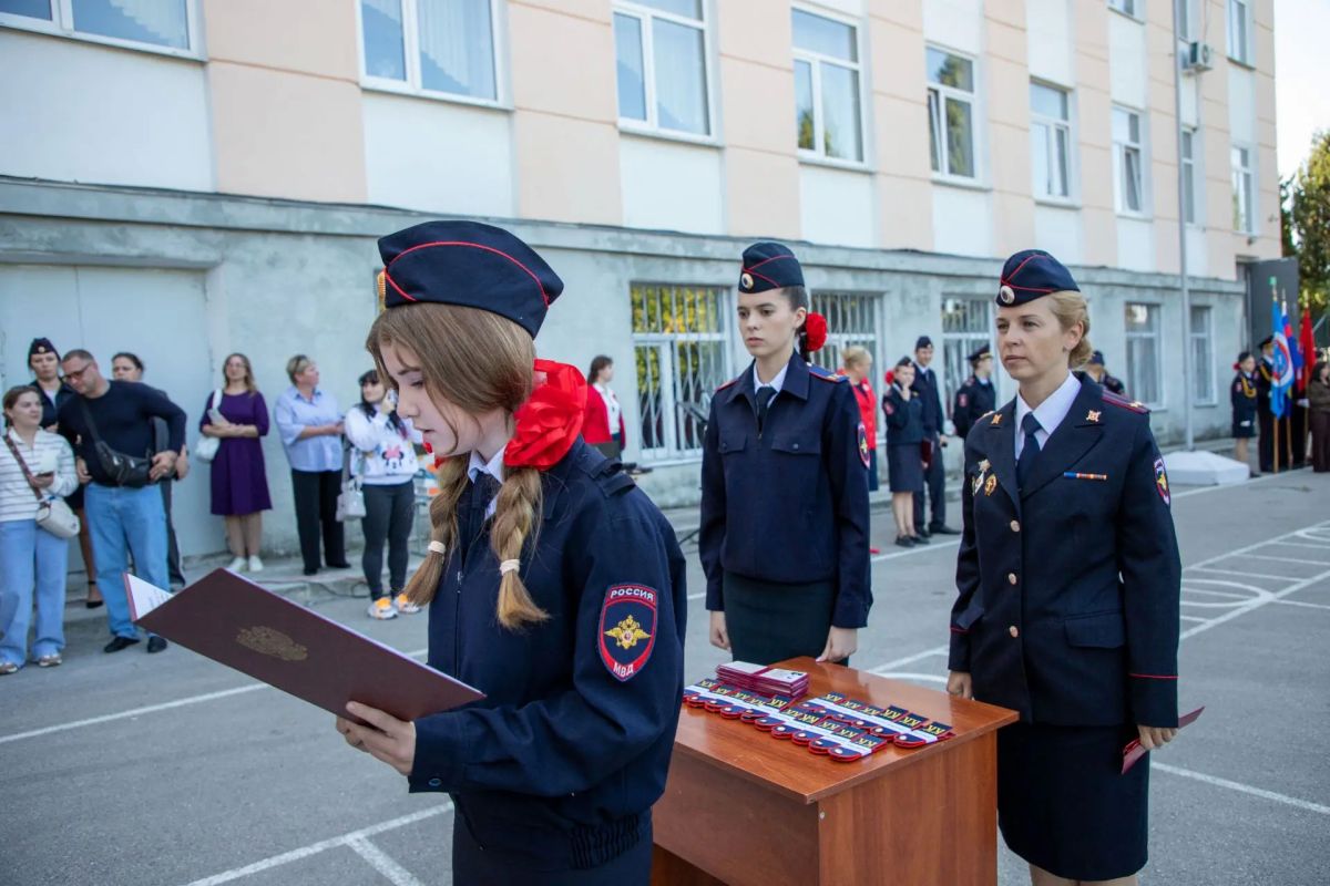 Начальник УМВД России по г.Севастополю генерал-майор полиции Сергей Сигунов принял участие в церемонии приведения к Обещанию и Клятве кадет органов внутренних дел Начальник УМВД России по г.Севастополю генерал-майор полиции Сергей Сигунов принял участие в церемонии приведения к Обещанию и Клятве кадет органов внутренних дел