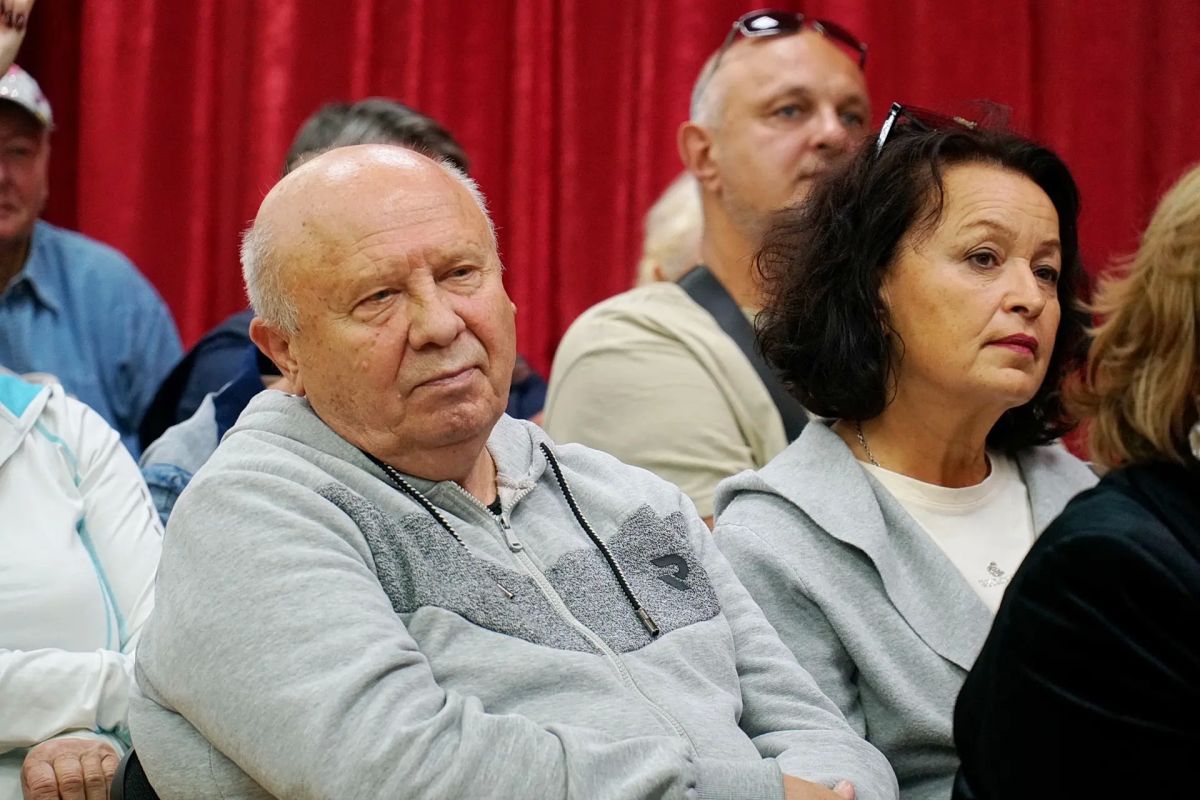 Виталий Оганесян: Сегодня в пгт Заозерное состоялся совет территории Виталий Оганесян: Сегодня в пгт Заозерное состоялся совет территории