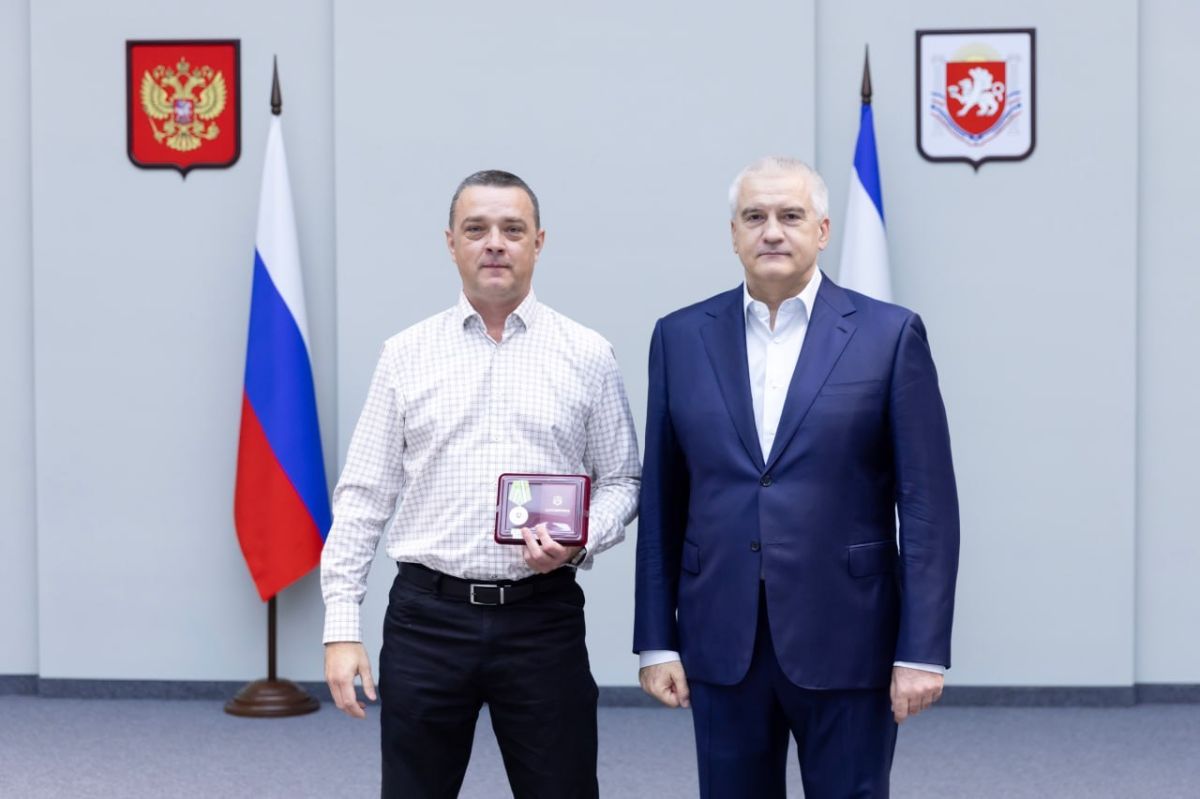 Крымских аграриев наградили в преддверии профессионального праздника Крымских аграриев наградили в преддверии профессионального праздника