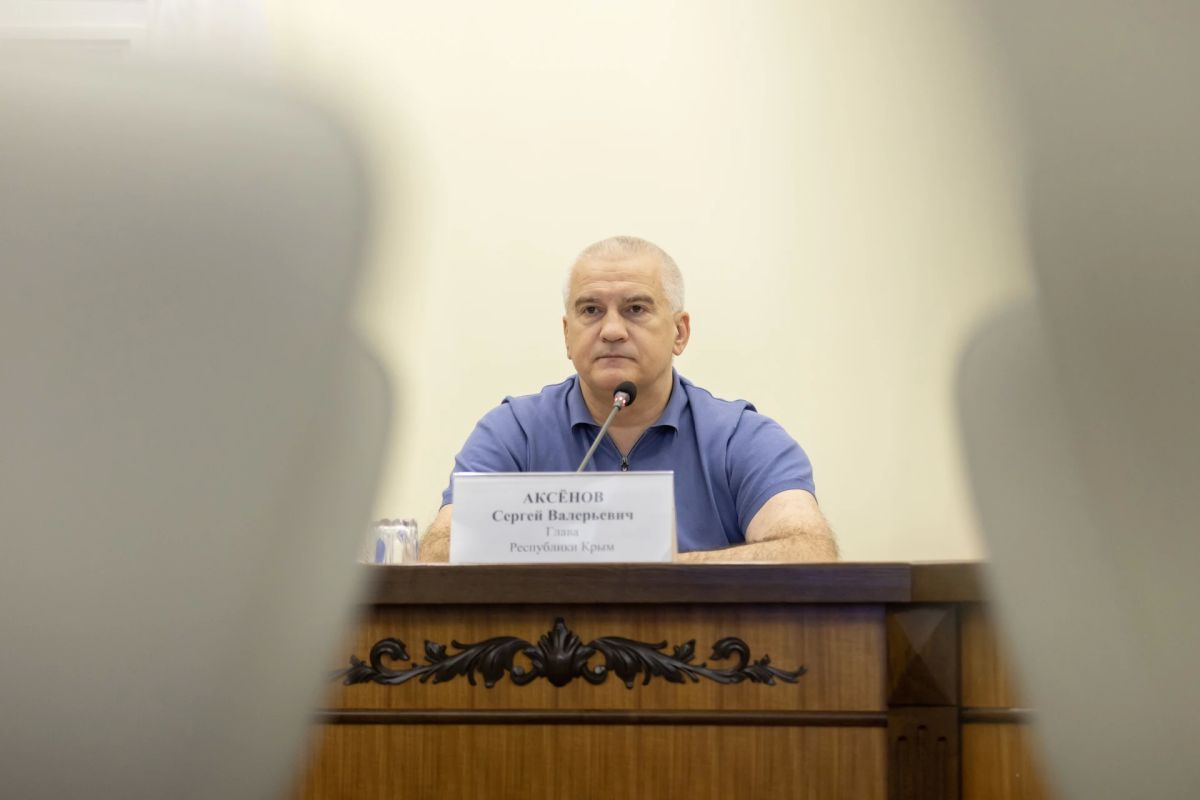 Сергей Аксёнов: Как уже говорил неоднократно, органы власти всех уровней, прежде всего, администрации муниципалитетов, должны повысить качество и эффективность обратной связи с населением Сергей Аксёнов: Как уже говорил неоднократно, органы власти всех уровней, прежде всего, администрации муниципалитетов, должны повысить качество и эффективность обратной связи с населением