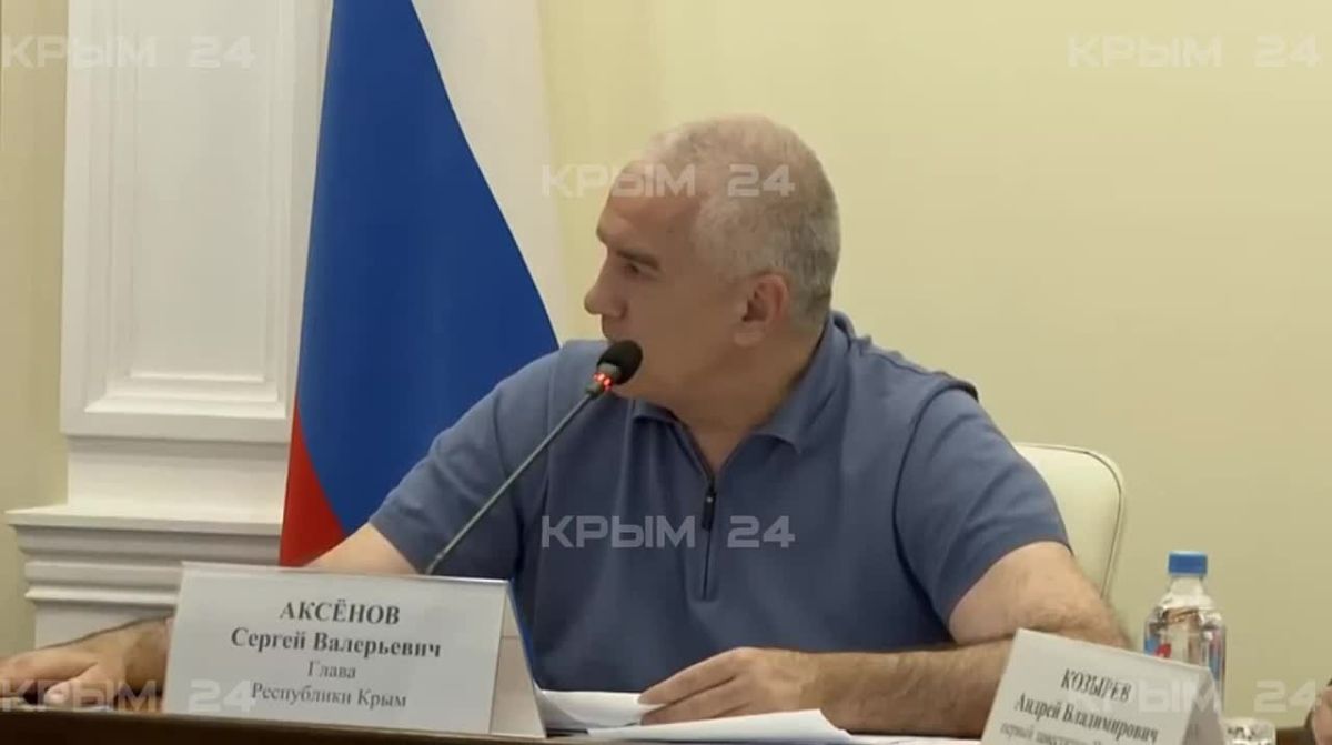 Аксёнов поручил проверять договоры на вывоз мусора при выдаче разрешений на строительство