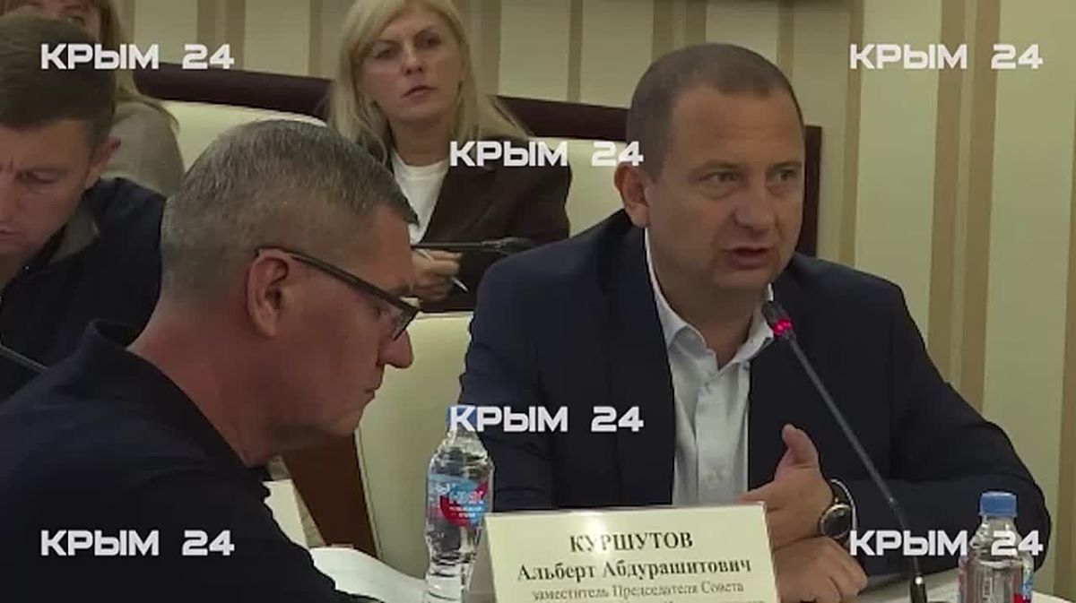 «Люди пойдут туда, где вопрос решается»: Почему крымчане перестают обращаться за помощью к чиновникам