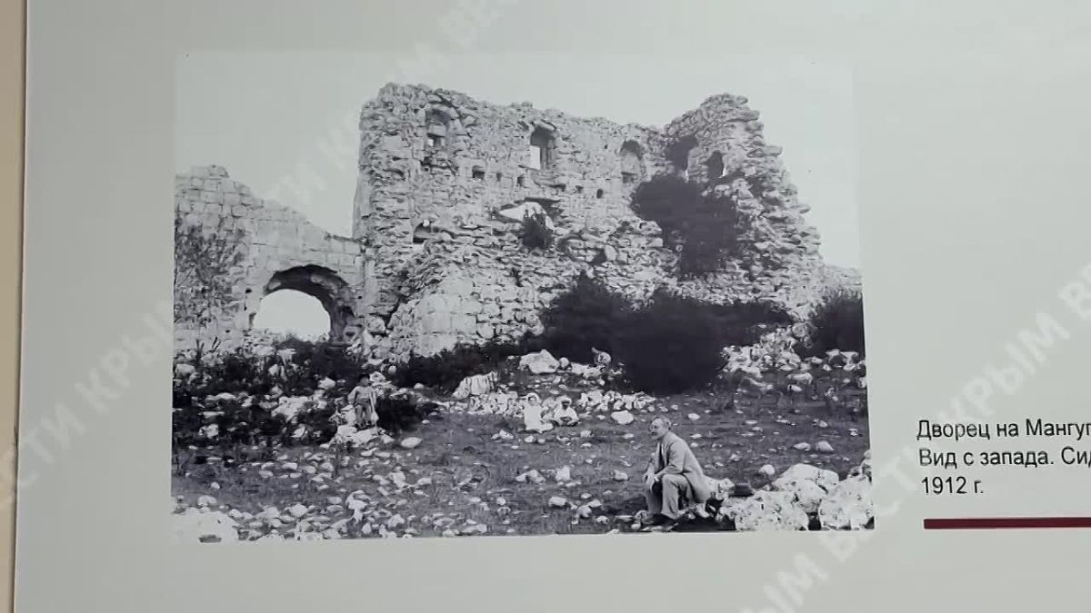 В Симферополе открылась выставка «Искренность пылающей души» к 160-летию со дня рождения Арона Гидалевича