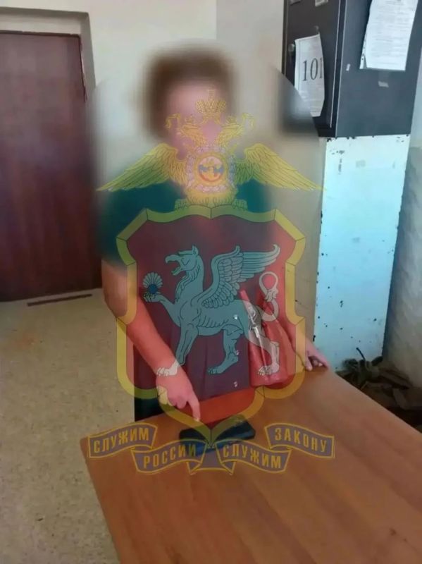 В Джанкое женщина украла телефон у бывшего возлюбленного, чтобы помириться