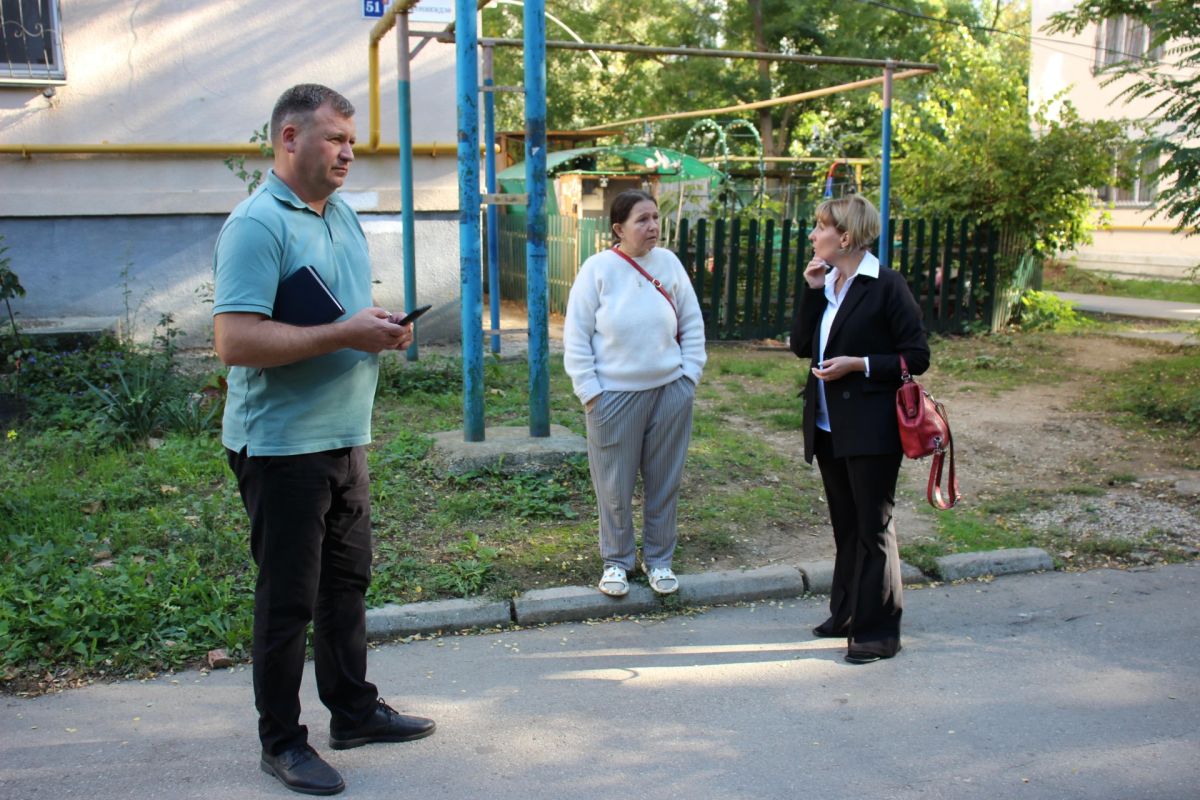 Игорь Крутьков: Ежедневно лично встречаюсь с керчанами на основании их обращений Игорь Крутьков: Ежедневно лично встречаюсь с керчанами на основании их обращений