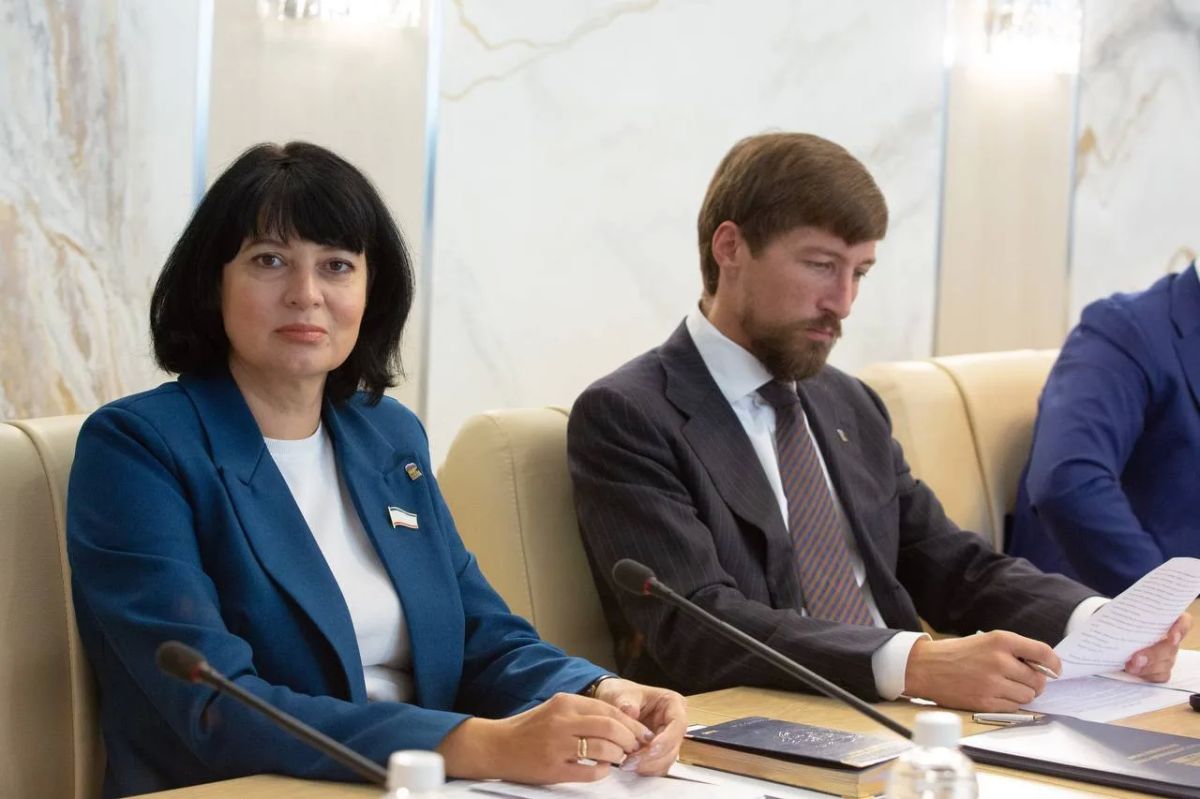 В крымском парламенте состоялось очередное заседание Президиума В крымском парламенте состоялось очередное заседание Президиума