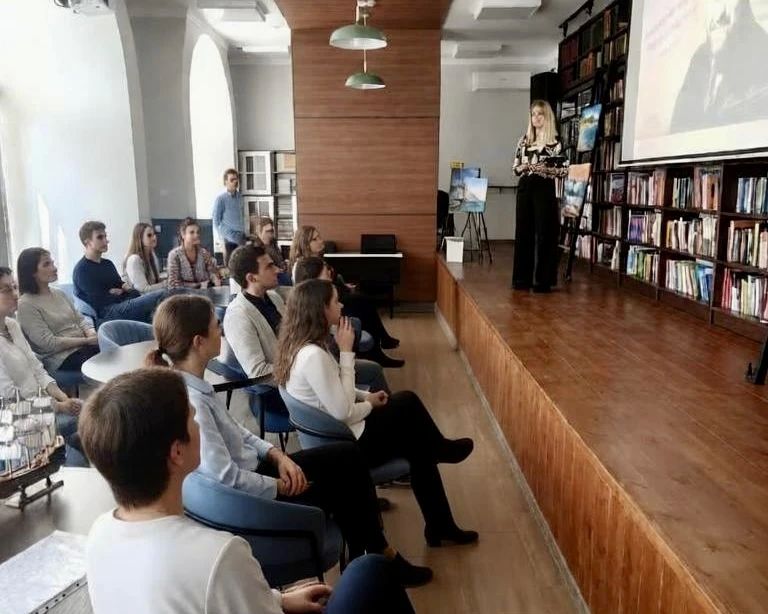 Михаил Развожаев: Библиотека «Морские рассказы» подвела итоги первого года после капремонта Михаил Развожаев: Библиотека «Морские рассказы» подвела итоги первого года после капремонта