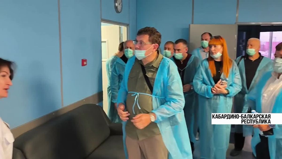 С 9 по 10 октября делегация Министерства здравоохранения Республики Крым, включая руководителей медицинских организаций и заведующих приемными отделениями, посетила флагманские медицинские организации Кабардино-Балкарской...