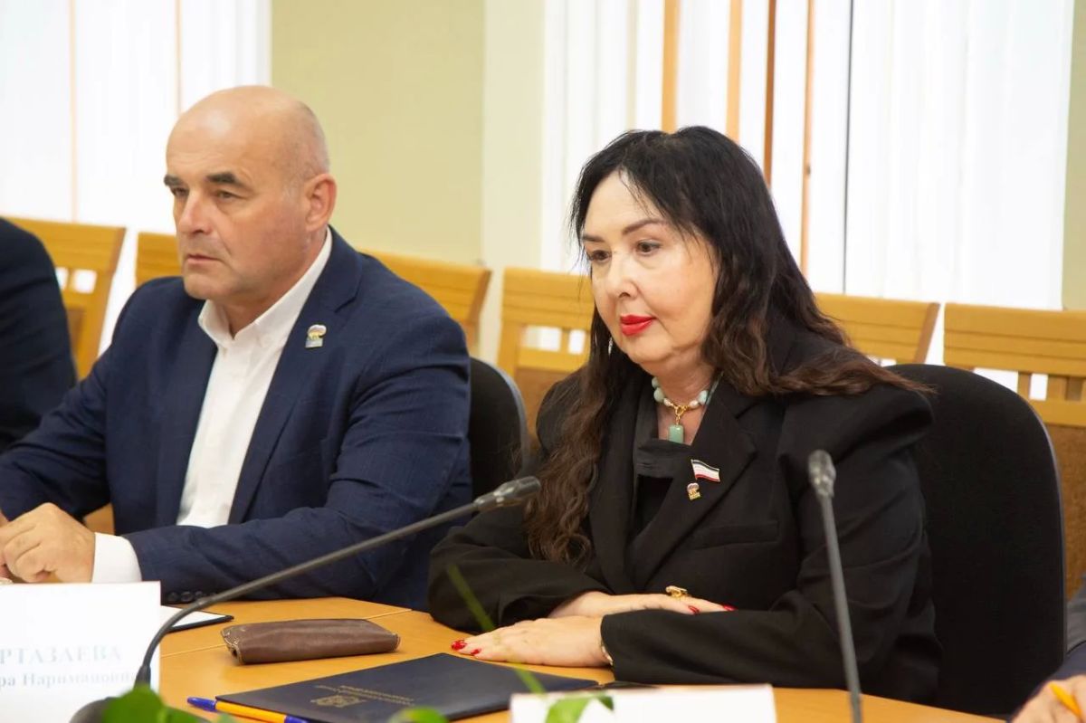 В Крыму ежегодную семейную выплату назначили 29 390 заявителям В Крыму ежегодную семейную выплату назначили 29 390 заявителям