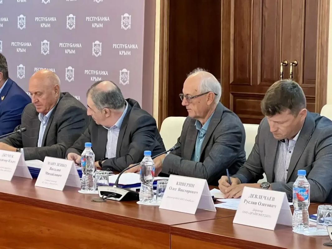 В Совете министров Республики Крым состоялось рабочее совещание заместителя Председателя Совета министров Республики Крым Анушавана Агаджаняна с представителями Самарской области В Совете министров Республики Крым состоялось рабочее совещание заместителя Председателя Совета министров Республики Крым Анушавана Агаджаняна с представителями Самарской области
