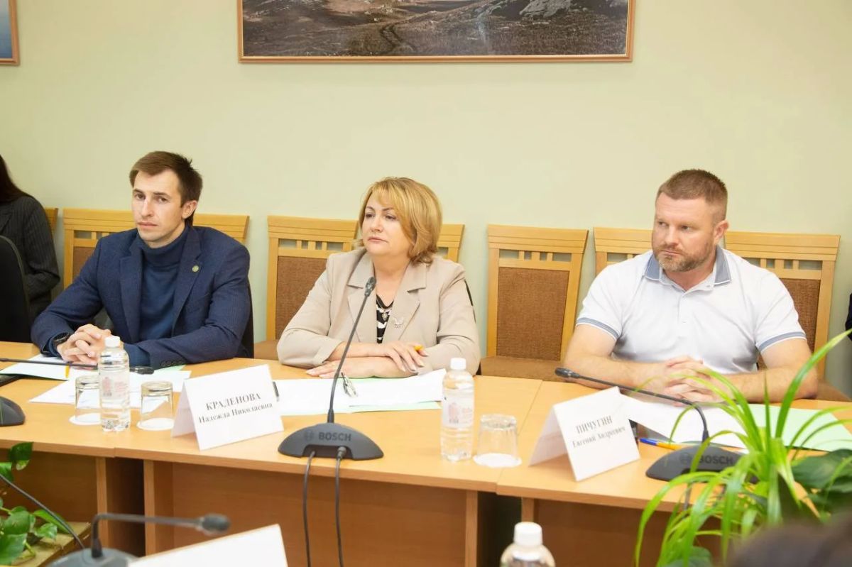 В Крыму ежегодную семейную выплату назначили 29 390 заявителям В Крыму ежегодную семейную выплату назначили 29 390 заявителям