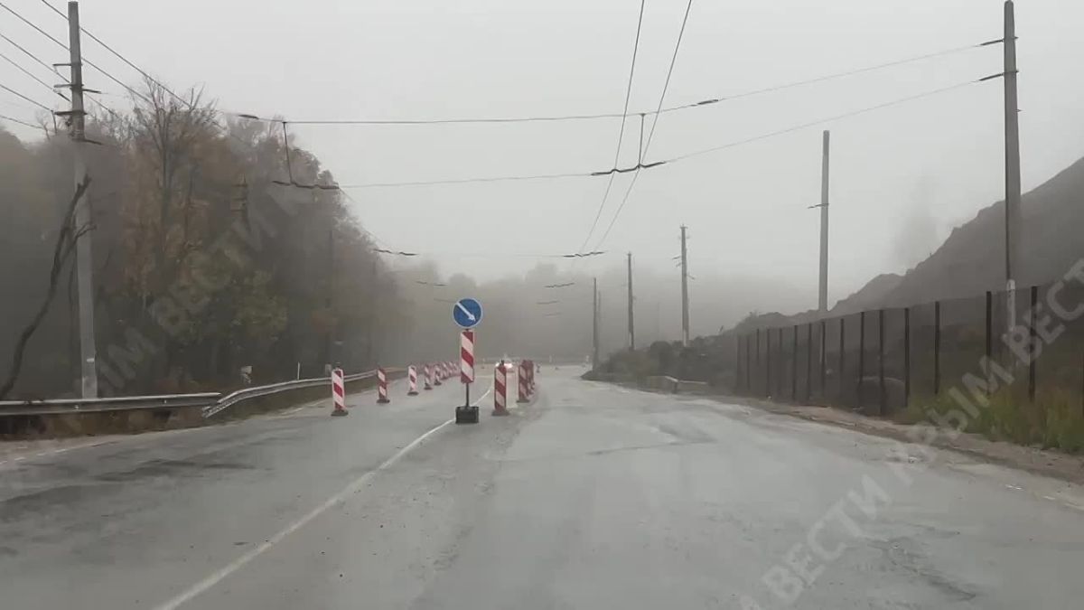 Туман окутал спуск с Ангарского перевала