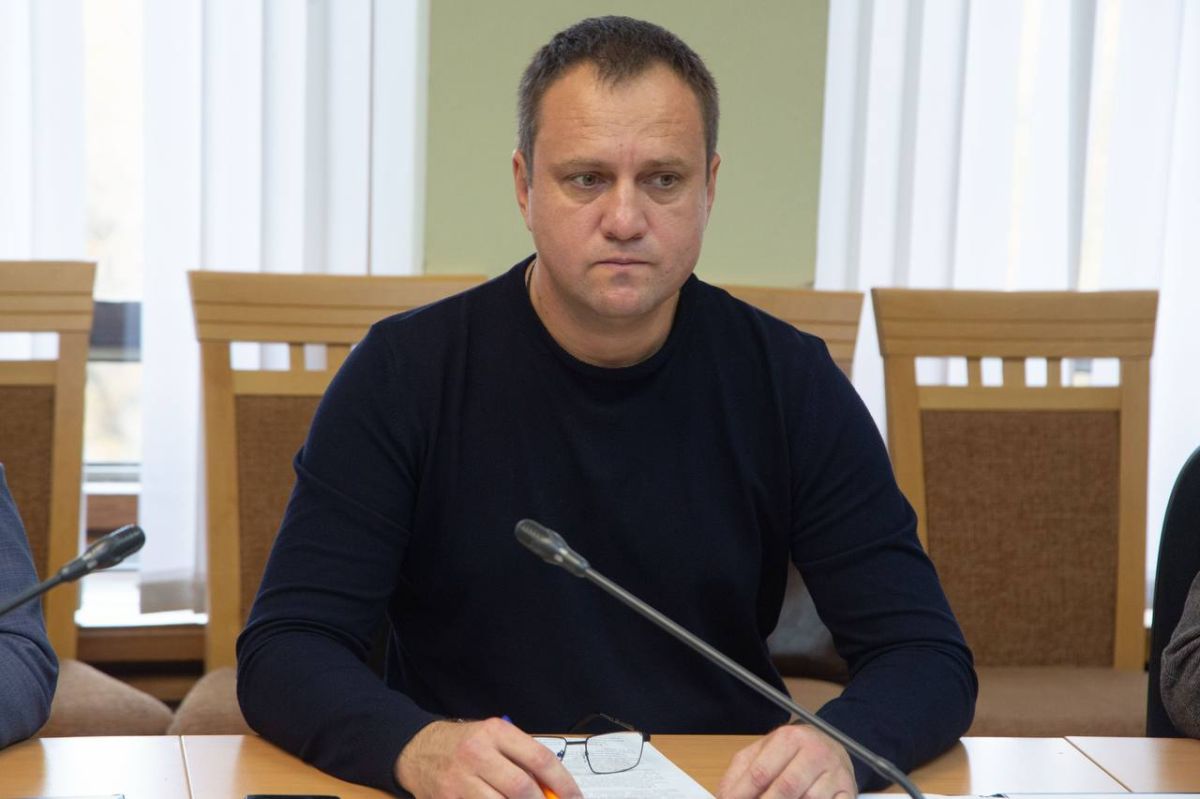 Комитет по транспорту, жилищно-коммунальному и дорожному хозяйству под председательством Оксаны Сацик обсудил реализацию проектов по улучшению инфраструктуры населённых пунктов республики Комитет по транспорту, жилищно-коммунальному и дорожному хозяйству под председательством Оксаны Сацик обсудил реализацию проектов по улучшению инфраструктуры населённых пунктов республики