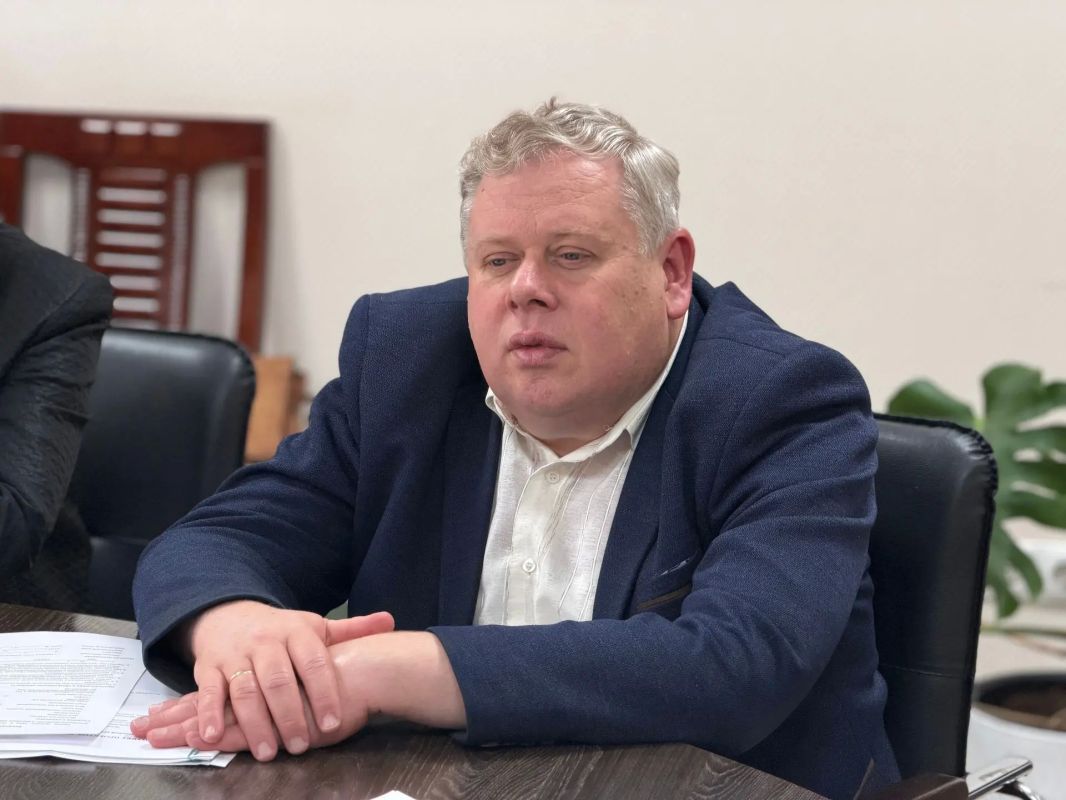 В Минздраве Крыма обсудили вопросы развития Крымской ассоциации врачей В Минздраве Крыма обсудили вопросы развития Крымской ассоциации врачей