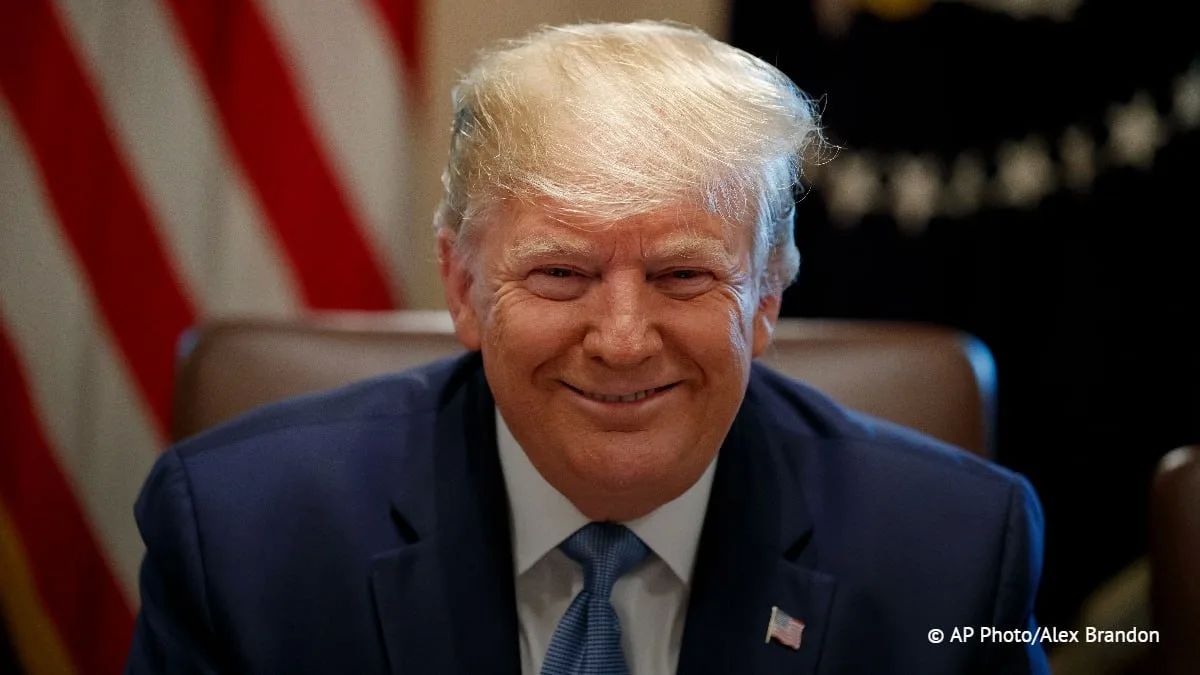 Трамп назвал Крым самым красивым участком суши и самой ценной частью региона, от которой Украина отказалась
