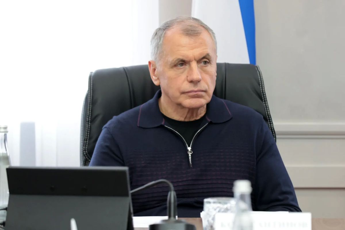 Глава крымского парламента Владимир Константинов в рамках рабочей поездки в г. Бахчисарай посетил Музей истории и культуры крымских татар «Ханский дворец», на территории которого продолжаются реставрационные работы Глава крымского парламента Владимир Константинов в рамках рабочей поездки в г. Бахчисарай посетил Музей истории и культуры крымских татар «Ханский дворец», на территории которого продолжаются реставрационные работы