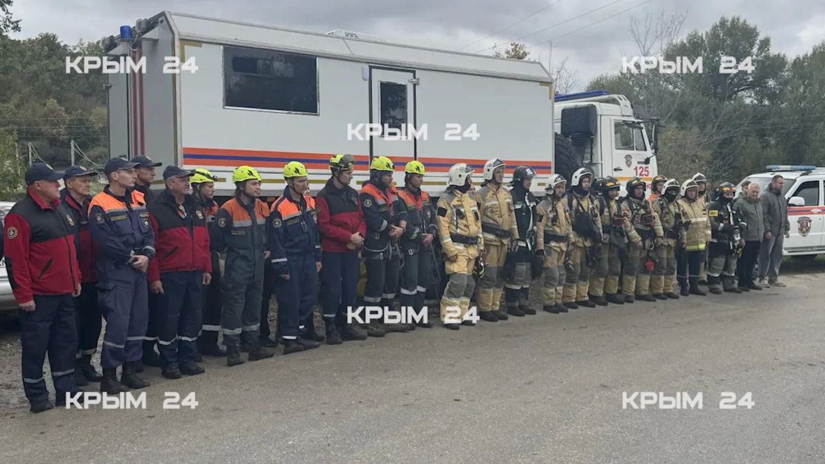 В Бахчисарайском районе прошли учения пожарных и спасателей В Бахчисарайском районе прошли учения пожарных и спасателей