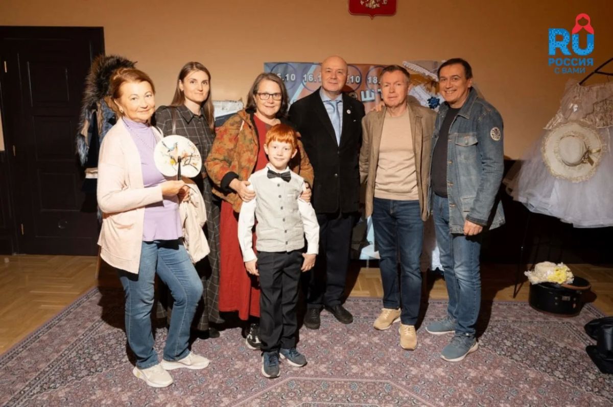 В Будапеште стартовал фестиваль русскоязычных любительских театров «По зову сцены» В Будапеште стартовал фестиваль русскоязычных любительских театров «По зову сцены»