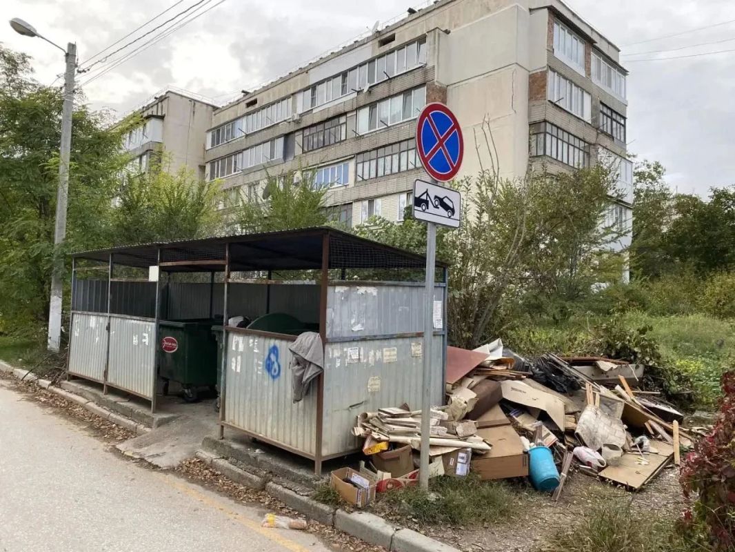 632 тонны мусора вывезли в Севастополе за день