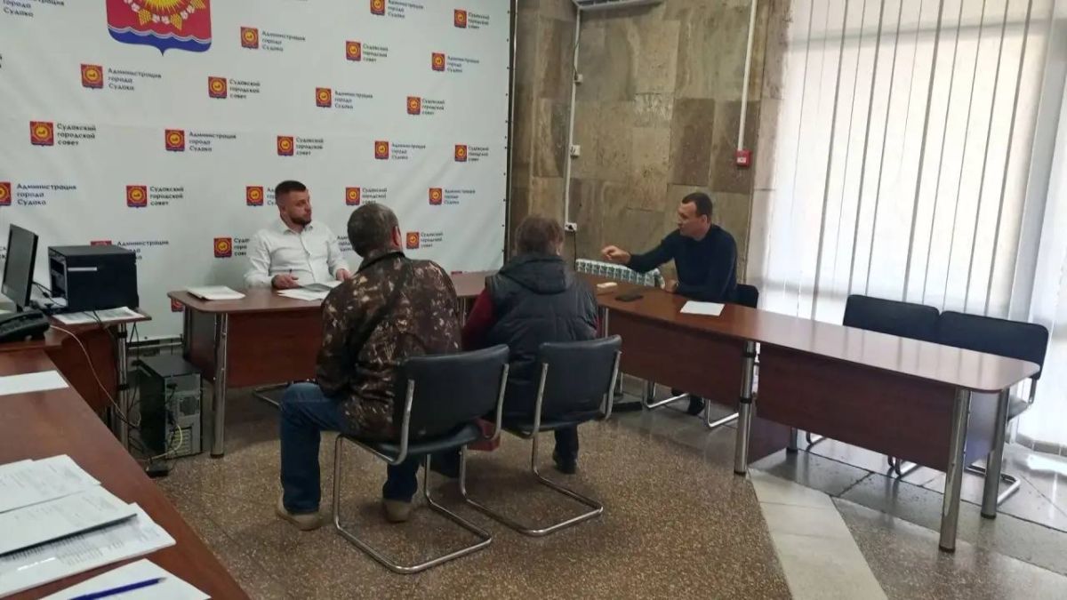 Кирилл Чебышев: Сегодня в администрации города Судака провёл традиционный приём граждан