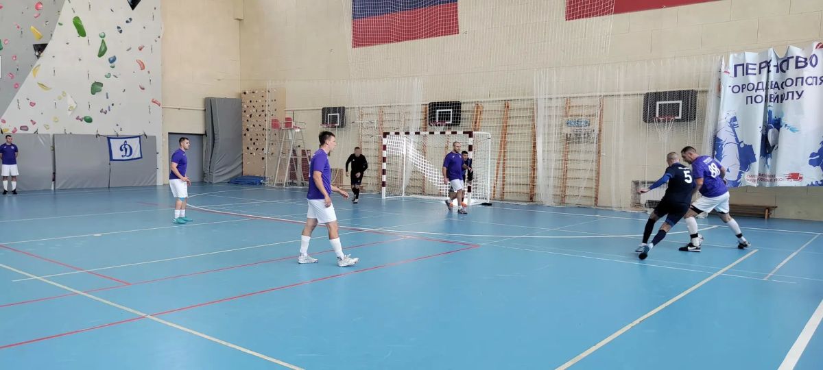 В Севастополе полицейские стали серебряными призерами турнира по мини-футболу среди сотрудников силовых ведомств В Севастополе полицейские стали серебряными призерами турнира по мини-футболу среди сотрудников силовых ведомств