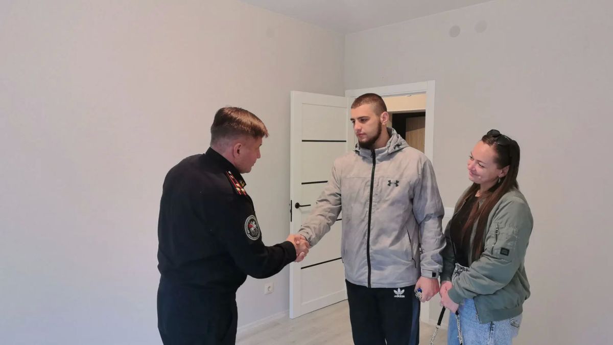 Игорь Крутьков: Военные следователи Балтийского флота помогли участнику специальной военной операции из числа детей-сирот получить положенное жилье Игорь Крутьков: Военные следователи Балтийского флота помогли участнику специальной военной операции из числа детей-сирот получить положенное жилье