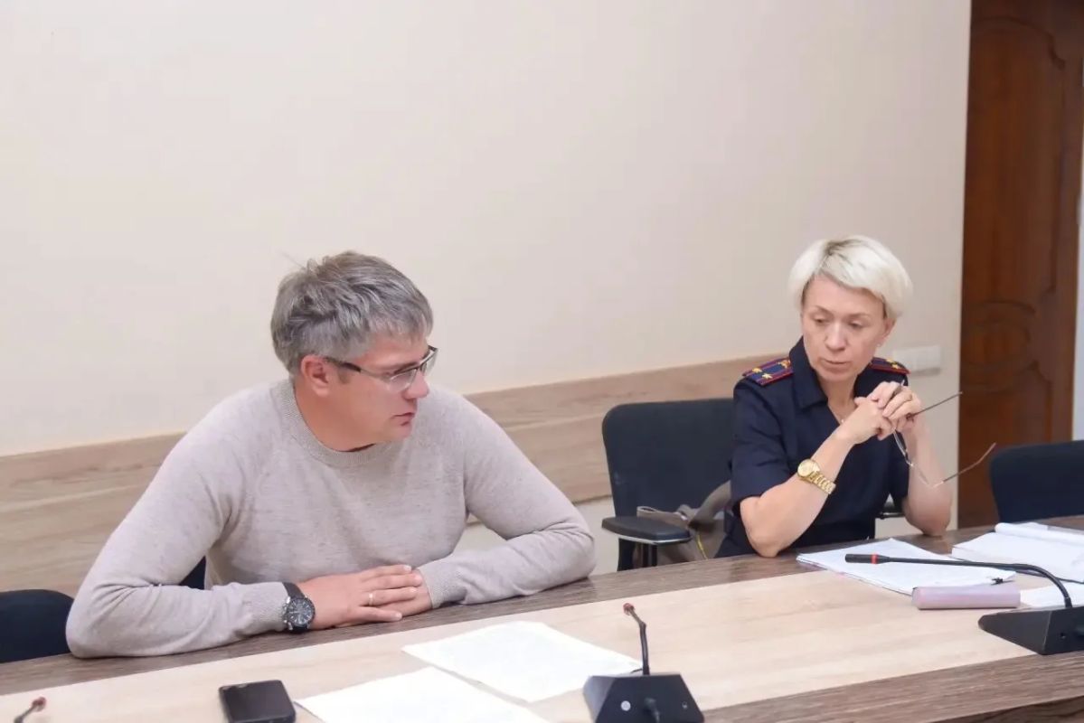 В Евпатории состоялось заседание межведомственной рабочей группы по профилактике экстремизма В Евпатории состоялось заседание межведомственной рабочей группы по профилактике экстремизма