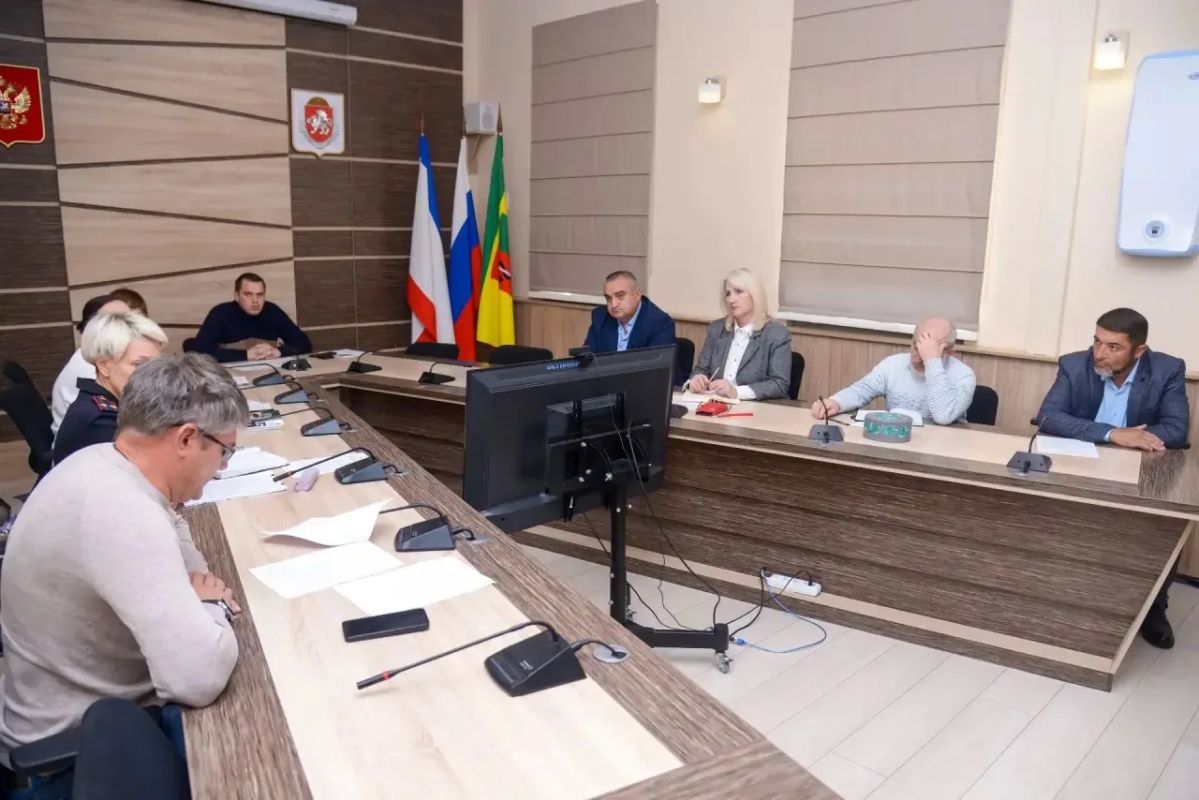 В Евпатории состоялось заседание межведомственной рабочей группы по профилактике экстремизма В Евпатории состоялось заседание межведомственной рабочей группы по профилактике экстремизма
