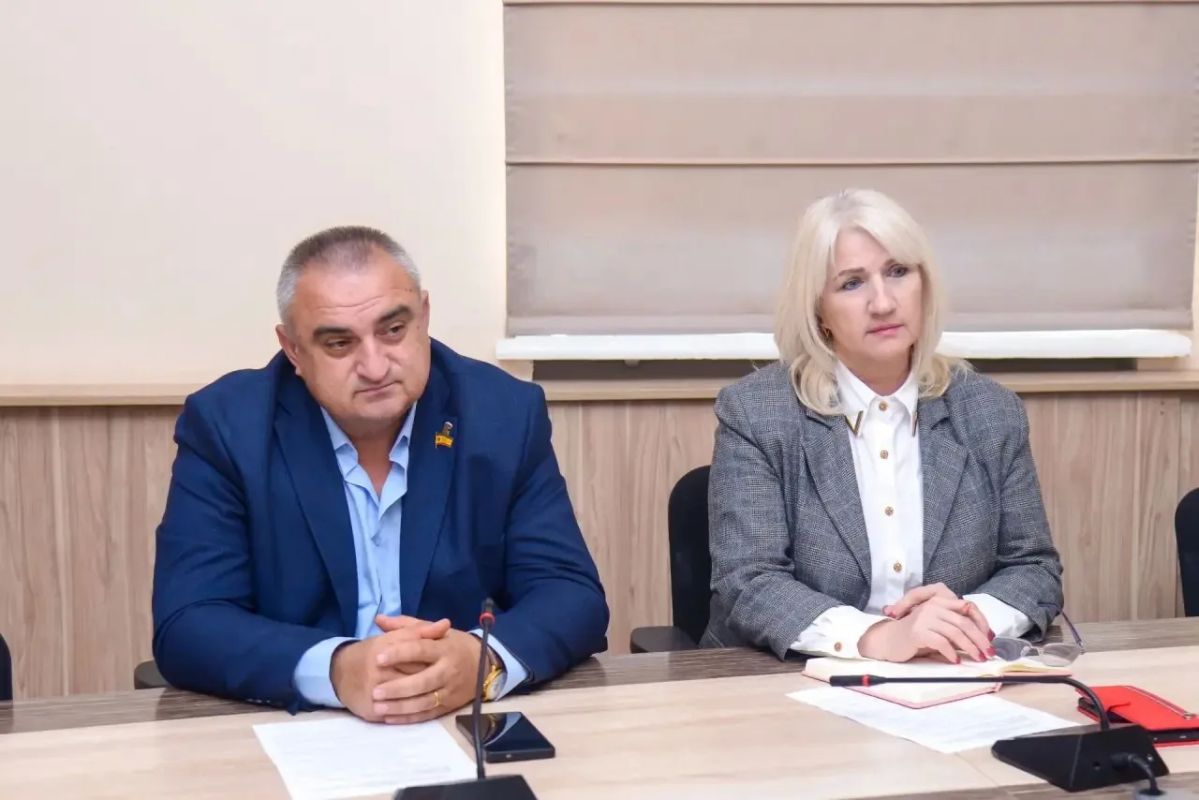 В Евпатории состоялось заседание межведомственной рабочей группы по профилактике экстремизма В Евпатории состоялось заседание межведомственной рабочей группы по профилактике экстремизма