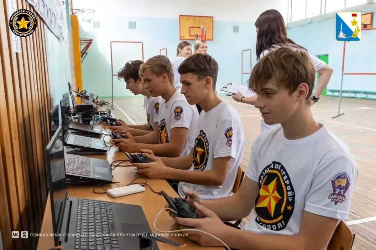 В гимназии № 5 стартовал проект «Позывной «Герой» В гимназии № 5 стартовал проект «Позывной «Герой»