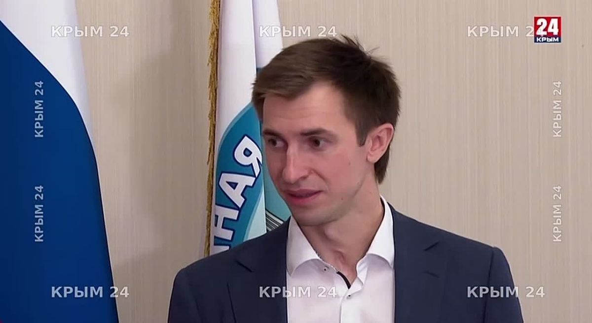 Какие часы носит председатель Общественной палаты Крыма?