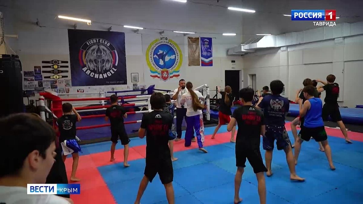 Вести Спорт: Соревнования. Крымские кикбоксёры недавно вернулись со Всероссийских соревнований, которые проходили в Ростове-на-Дону