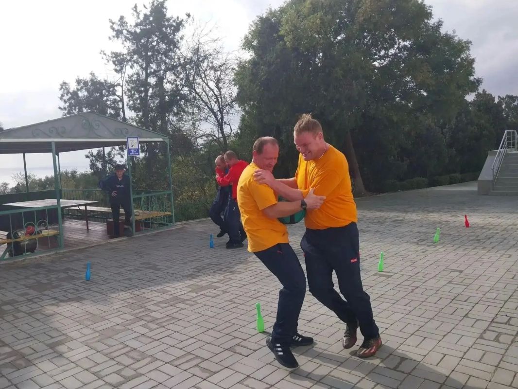 В Керченском психоневрологическом интернате состоялись спортивные соревнования «Веселые старты» В Керченском психоневрологическом интернате состоялись спортивные соревнования «Веселые старты»