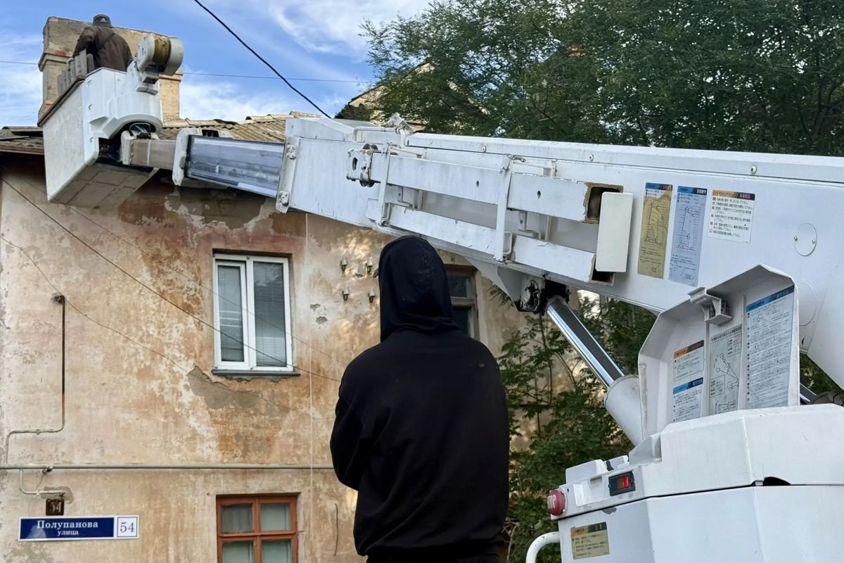 Виталий Оганесян: Отрабатываем обращения граждан ежедневно: при необходимости выезжаем на место или приглашаем евпаторийцев на встречу в администрации Виталий Оганесян: Отрабатываем обращения граждан ежедневно: при необходимости выезжаем на место или приглашаем евпаторийцев на встречу в администрации