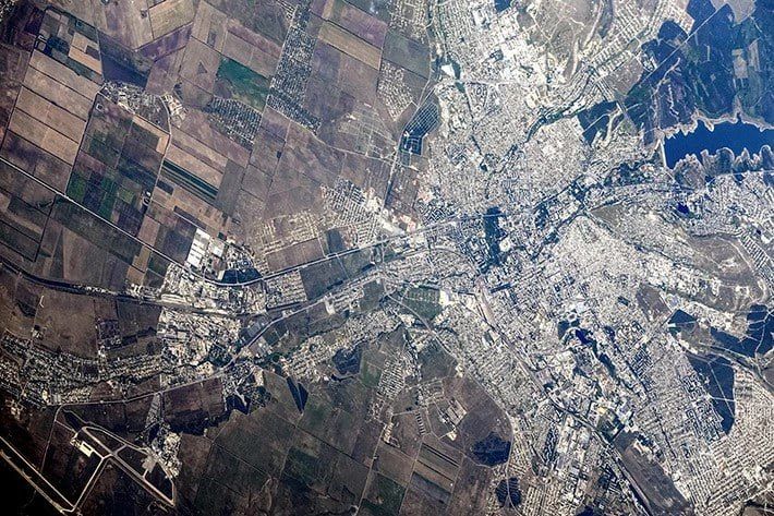 Как выглядит Симферополь из космоса Как выглядит Симферополь из космоса
