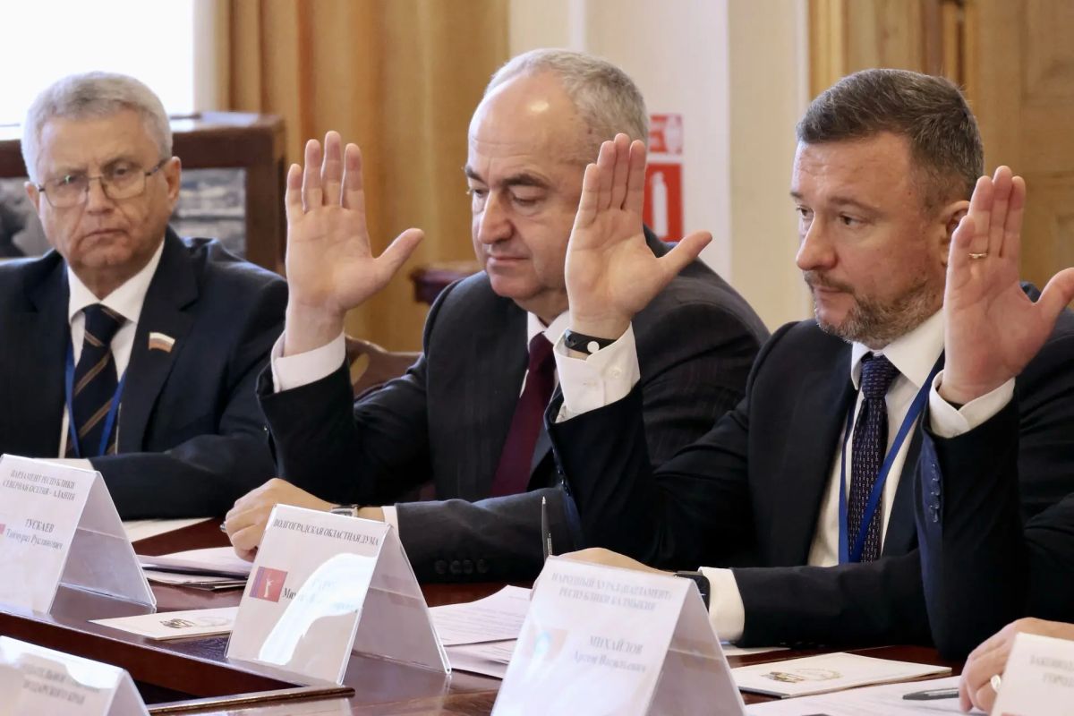 Владимир Немцев: Принял участие в работе Совета ЮжноРоссийской Парламентской Ассоциации (ЮРПА) в рамках XLV Конференции ЮРПА, которая прошла в Республике Крым Владимир Немцев: Принял участие в работе Совета ЮжноРоссийской Парламентской Ассоциации (ЮРПА) в рамках XLV Конференции ЮРПА, которая прошла в Республике Крым