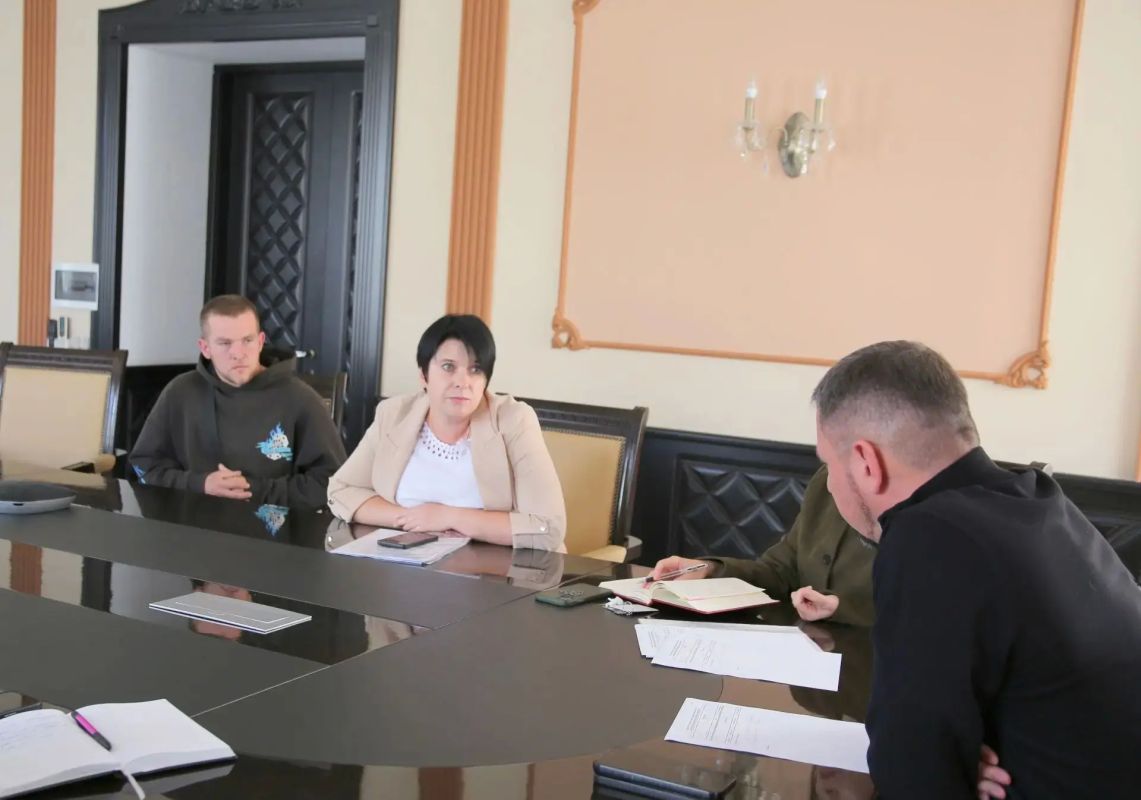 Дмитрий Скобликов: «Обратная связь от горожан — основа нашей работы» Дмитрий Скобликов: «Обратная связь от горожан — основа нашей работы»