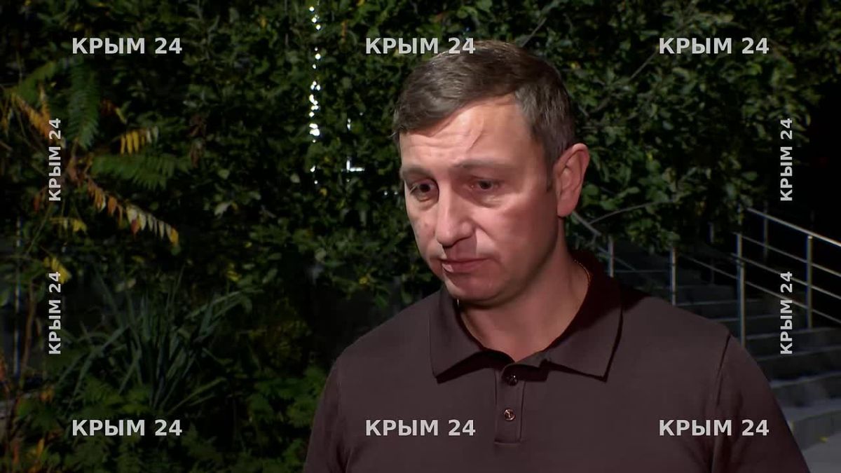 В Ялтинском троллейбусном парке приводят территорию в порядок после паводка