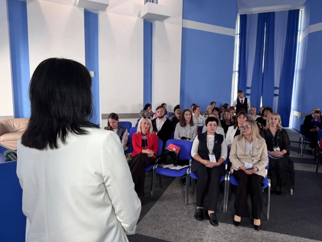 В Крыму стартовал «Флагманский слёт: формула кадрового развития»! В Крыму стартовал «Флагманский слёт: формула кадрового развития»!