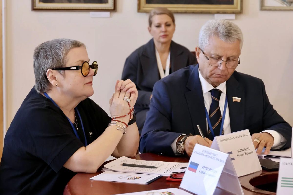 Владимир Немцев: Принял участие в работе Совета ЮжноРоссийской Парламентской Ассоциации (ЮРПА) в рамках XLV Конференции ЮРПА, которая прошла в Республике Крым Владимир Немцев: Принял участие в работе Совета ЮжноРоссийской Парламентской Ассоциации (ЮРПА) в рамках XLV Конференции ЮРПА, которая прошла в Республике Крым