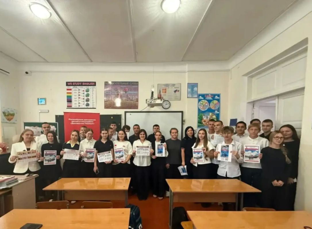 В Нижнегорском районе прошла комплексная просветительская встреча по вопросам безопасности и профориентации В Нижнегорском районе прошла комплексная просветительская встреча по вопросам безопасности и профориентации