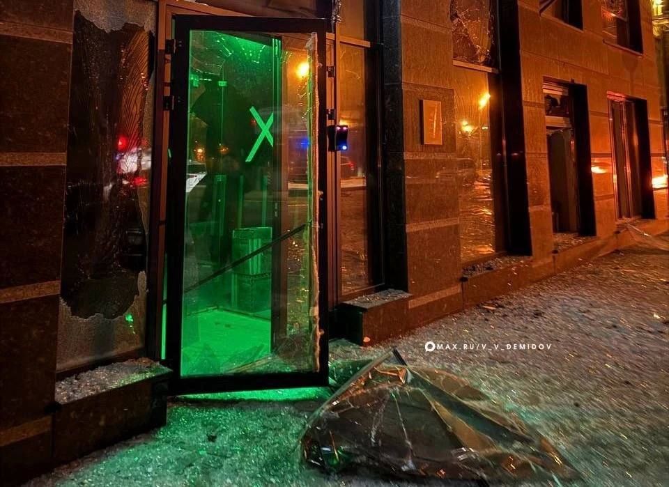 Александр Коц: Страшная ночь в Белгороде. Зеленский убивает спящих людей Александр Коц: Страшная ночь в Белгороде. Зеленский убивает спящих людей